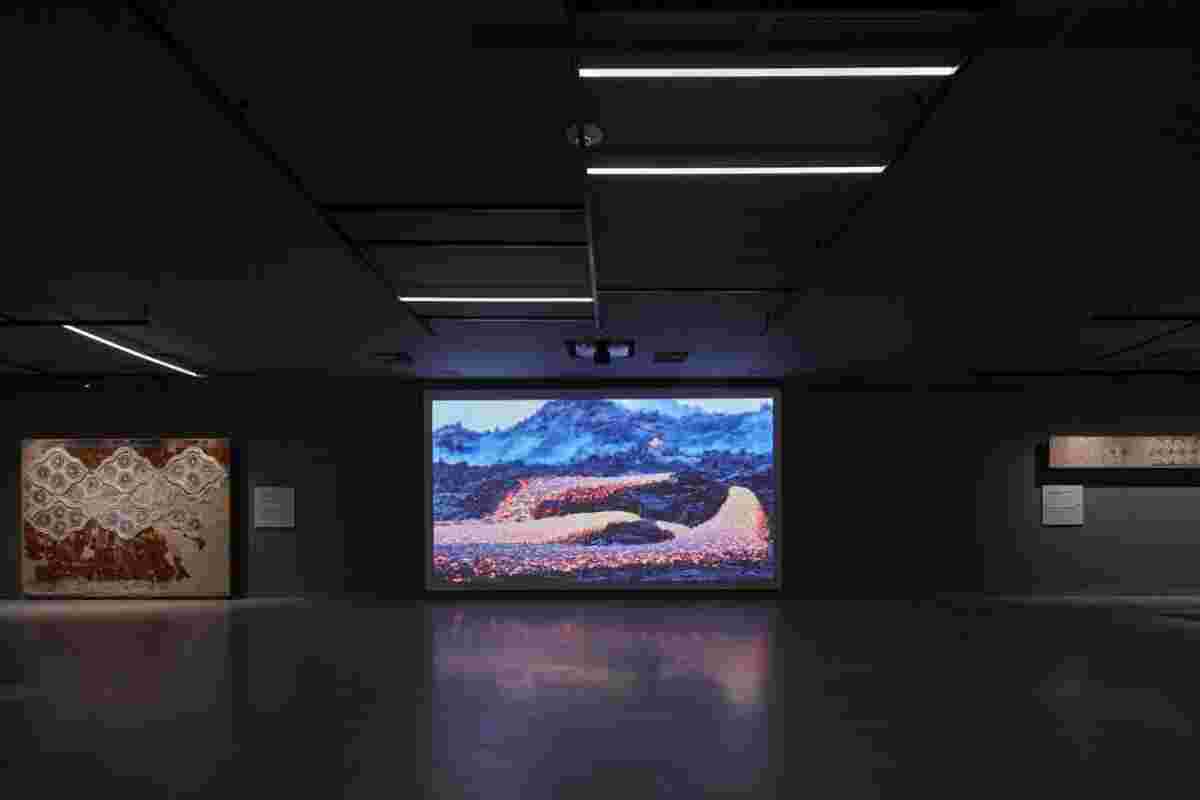 Museum-of-prehistoric-Thira_-Antonis-Eleftherakis-3.jpg